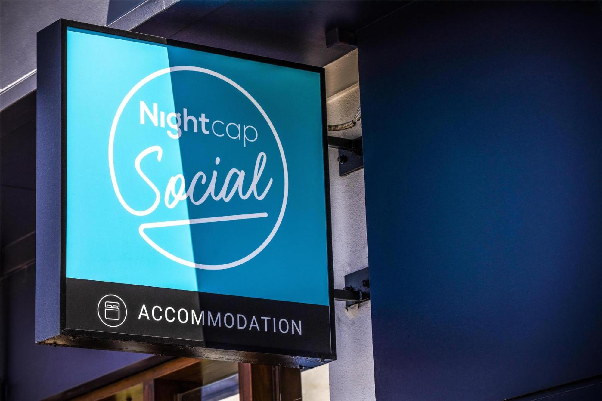 Royal Hotel By Nightcap Social — Photos 3